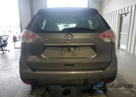 2015 Nissan Rogue S z USA, uszkodzony, nr VIN 5N1AT2MT8FC841112